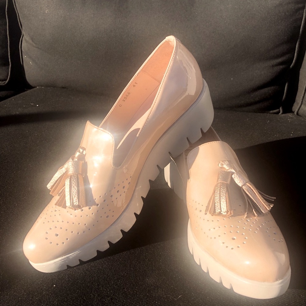 Womens wondersfly leather slip on shoe, neutral colour size 41